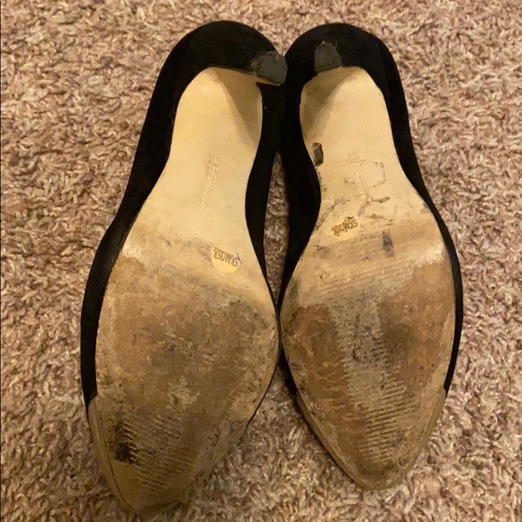 Pumps - Picture 4 of 6